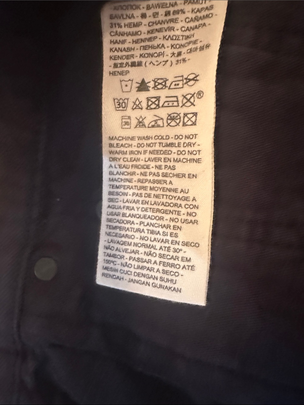 Levi's Black High-Rise Women's Shorts - Picture 6 of 6
